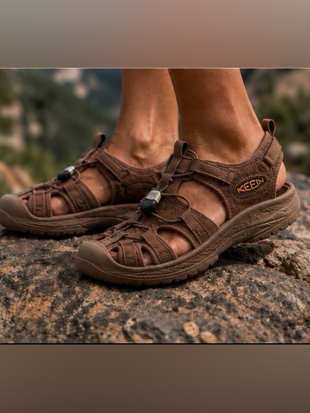 Keen Brown and Tan women whisper Sandles Closed-Toe Design.